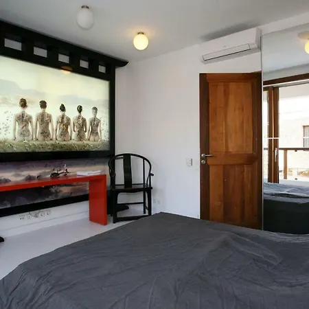 Taxiarches Artistic House * 埃尔米奥尼